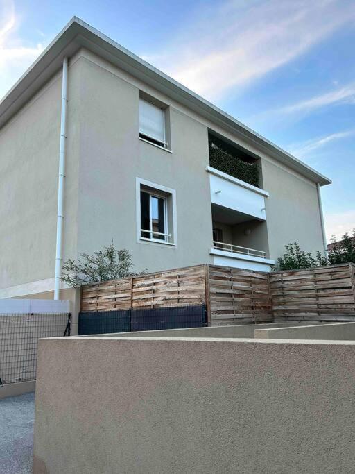 Appartement Avec Terrasse Et Box Entre Plages Et Nature Marseille Ngoại thất bức ảnh