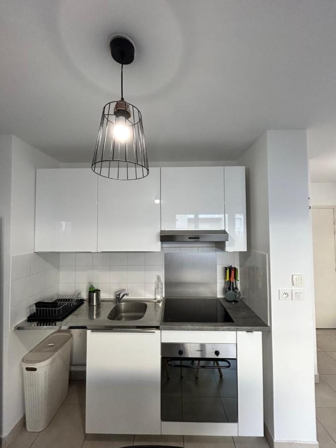 Appartement Avec Terrasse Et Box Entre Plages Et Nature Marseille Ngoại thất bức ảnh