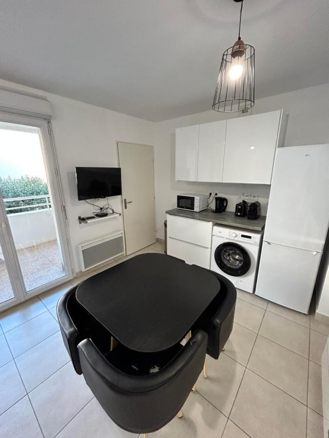 Appartement Avec Terrasse Et Box Entre Plages Et Nature Marseille Ngoại thất bức ảnh