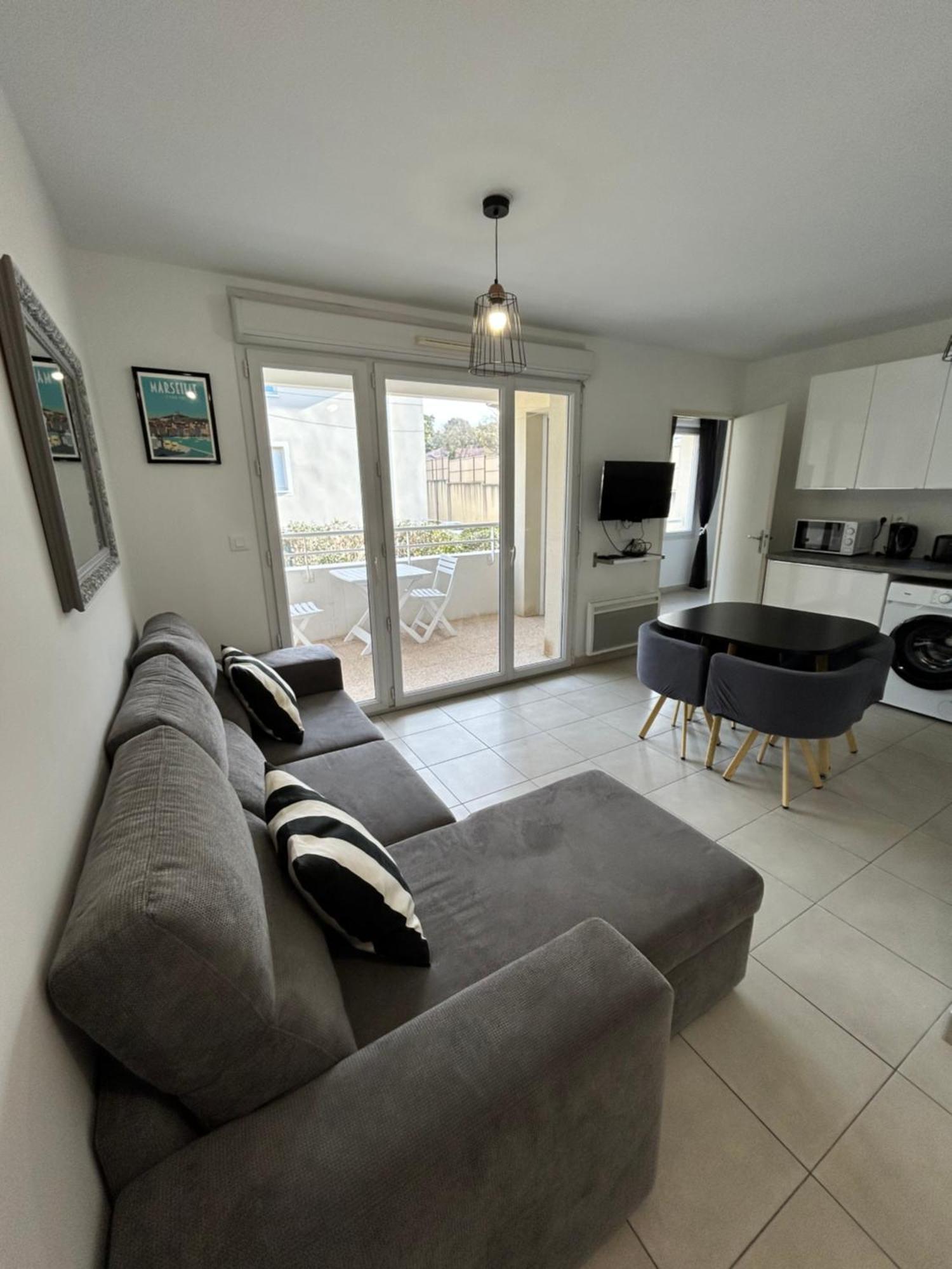 Appartement Avec Terrasse Et Box Entre Plages Et Nature Marseille Ngoại thất bức ảnh